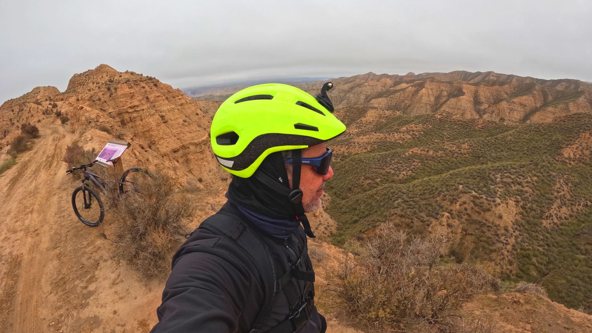 Rutas turismo Granada | Ecoturismo activo | Ocio Granada - Producto (en) Bike - Gorafe’s Desert Badlands - Gorafe 1